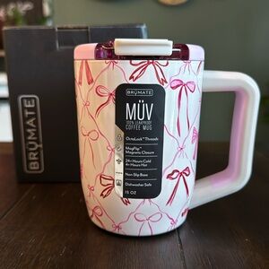 BruMate Müv 15oz in Bows! New! Limited Edition!